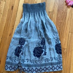 Lapis Skirt